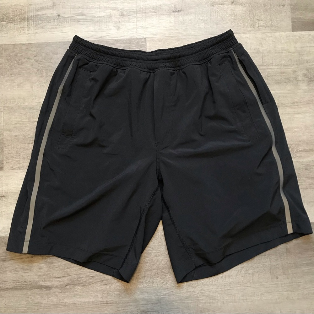 Lululemon Pace Breaker 9” Luxtreme Liner Gym Shorts with Pockets and Drawstring